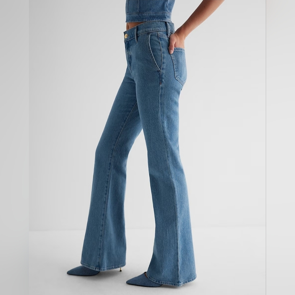 Express Mid Rise Jeans - Picture 3 of 8